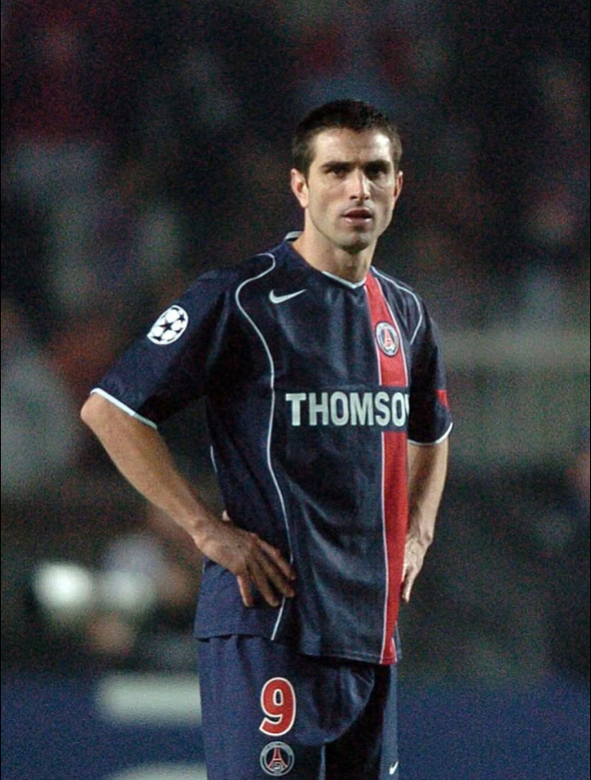 2004-2005 PSG Home Retro Soccer Jersey