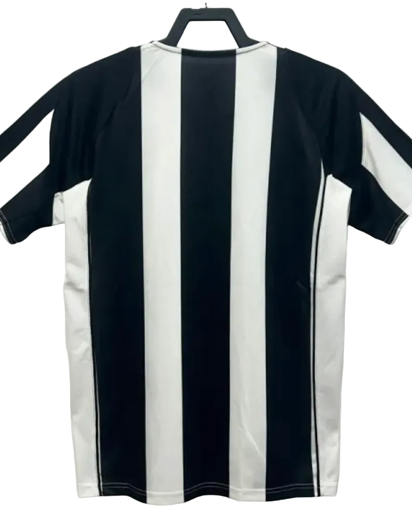 2004-2005 JUV Home Retro Soccer Jersey