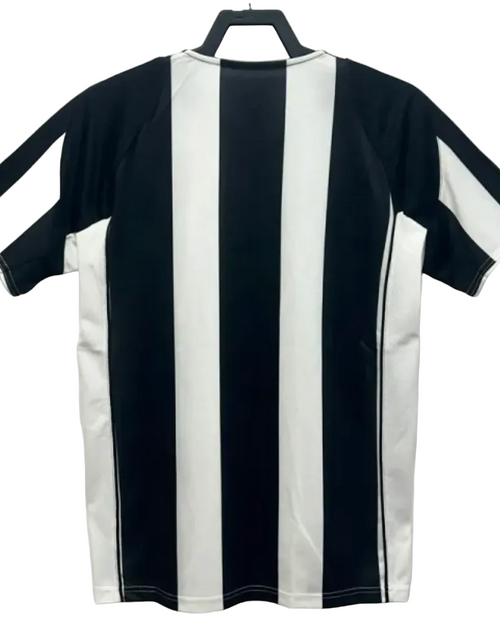 2004-2005 JUV Home Retro Soccer Jersey